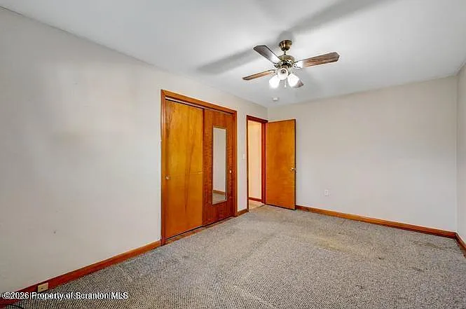 1020 W Market St — Photo 18