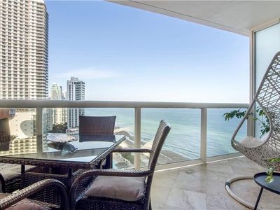 (Undisclosed Address), Hallandale, FL, 33009