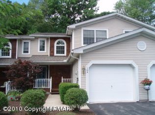 774 Garnet Ln, East Stroudsburg, PA 18301