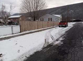 127 Chestnut St, Hyndman, PA 15545