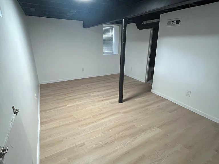 5309 W 71st St — Photo 3