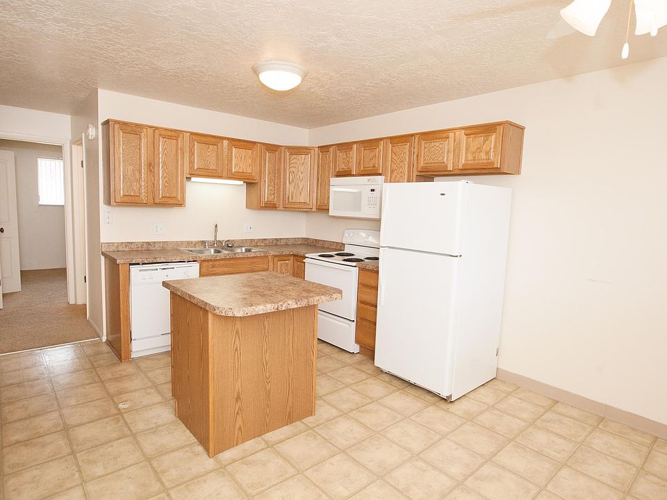 2nd image of 1726 E Woodside Dr #29