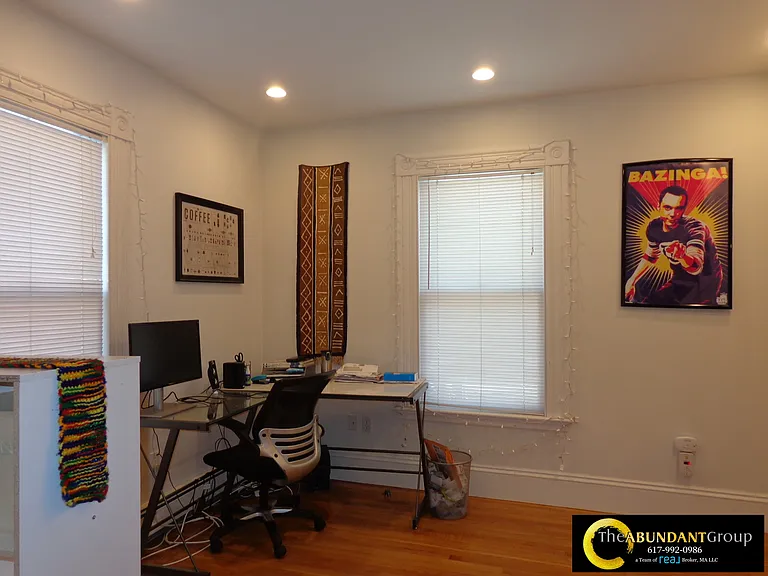 17 Centre St #2R — Photo 5