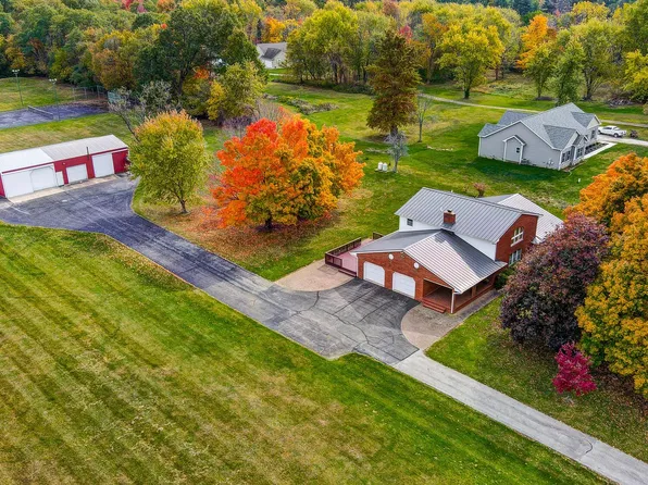 3830 Cedar Hill Rd NW, Canal Winchester, OH 43110