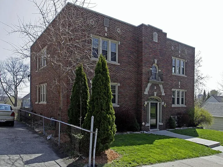 2220 N Bremen St #4 — Photo 13