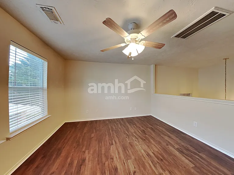 7015 Atasca Creek Dr — Photo 13