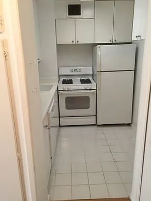 Rented by Carlyle Property Management | media 3