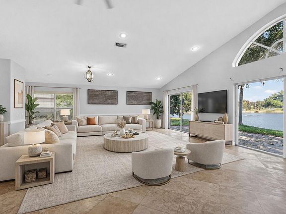 3rd image of 10789 Barque Court