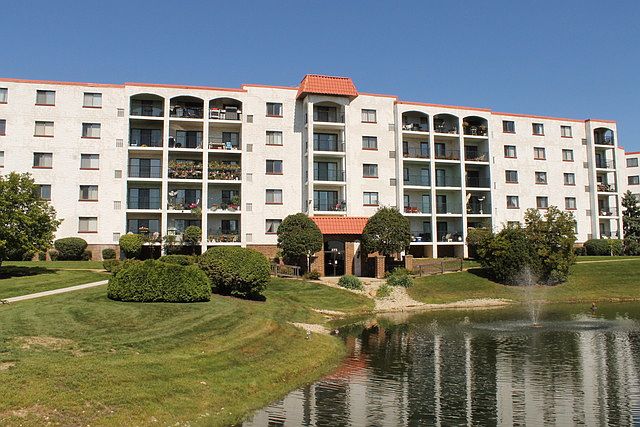 1st image of 375 Plum Creek Dr APT 311