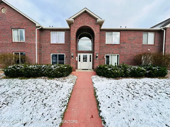 322 Pere Marquette Dr APT 1, Lansing, MI 48912