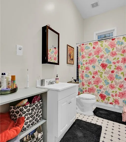 309 E Duffy St — Photo 9