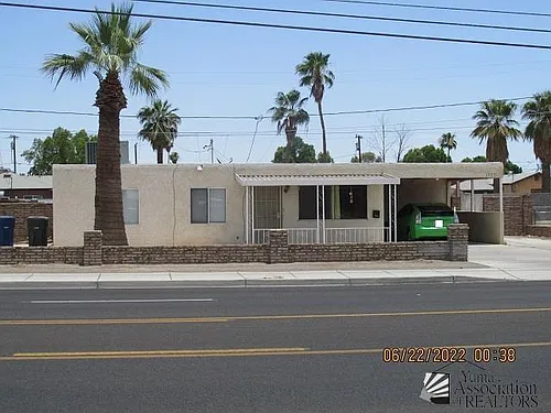 1955 S Avenue A Photo 1