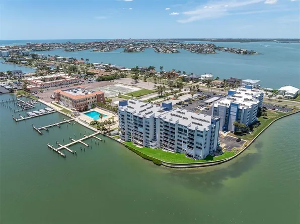 450 TREASURE ISLAND CAUSEWAY #102, TREASURE ISLAND, FL 33706