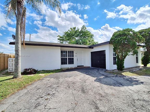 3rd image of 9494 NW 26th St