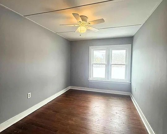 3rd image of 6629 Park Pl #2