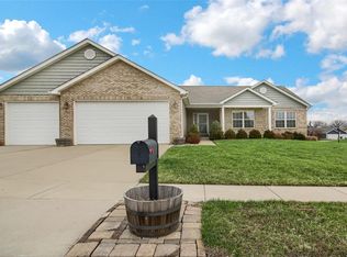 1304 Andy Dr, O Fallon, IL 62269