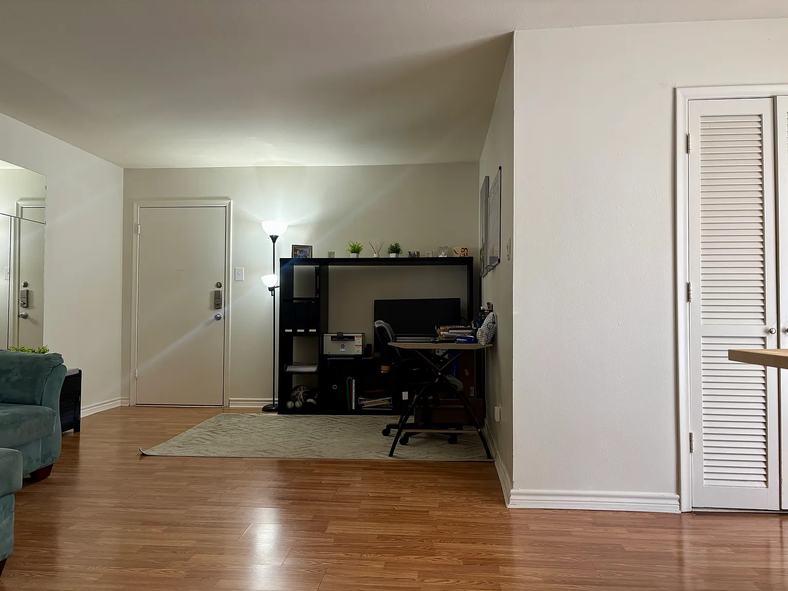 1 bed, 724 sqft, $1,235 — Photo 4