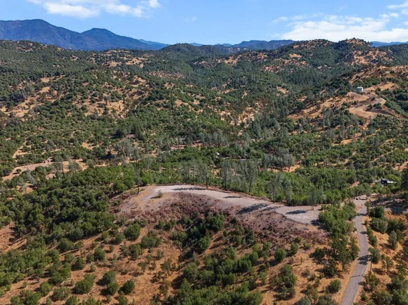 Jones Valley Trl, Redding, CA 96003