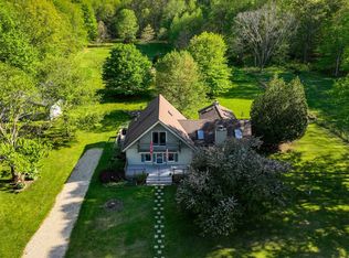 6866 Warren Woods Rd, Three Oaks, MI 49128