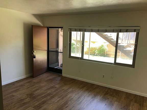 2nd image of 3035 Macaulay St #3037