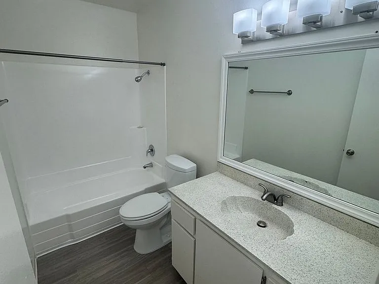 1219 N State College Blvd — Photo 25