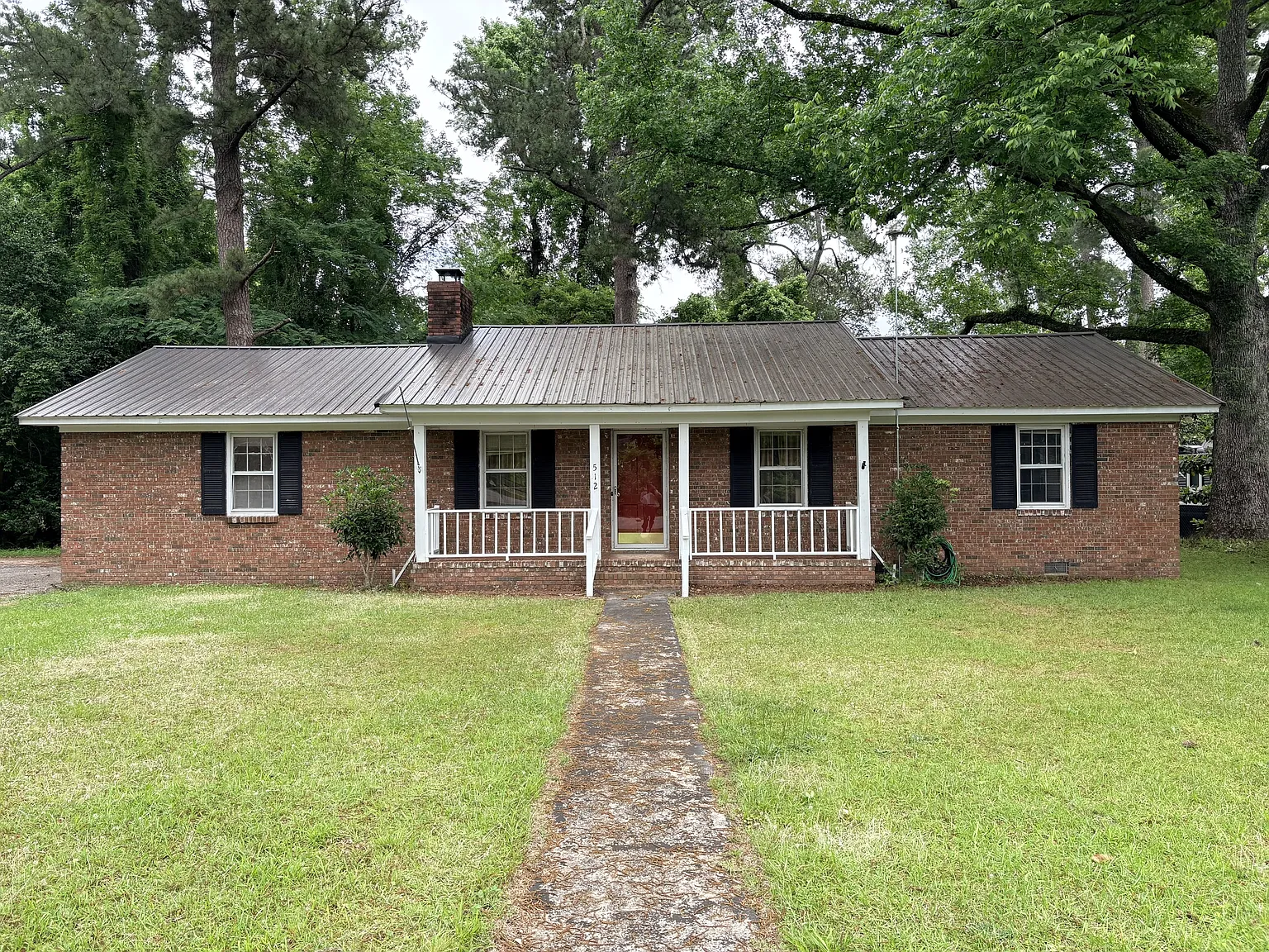 512 E. Moore Street - 1 — Photo 1