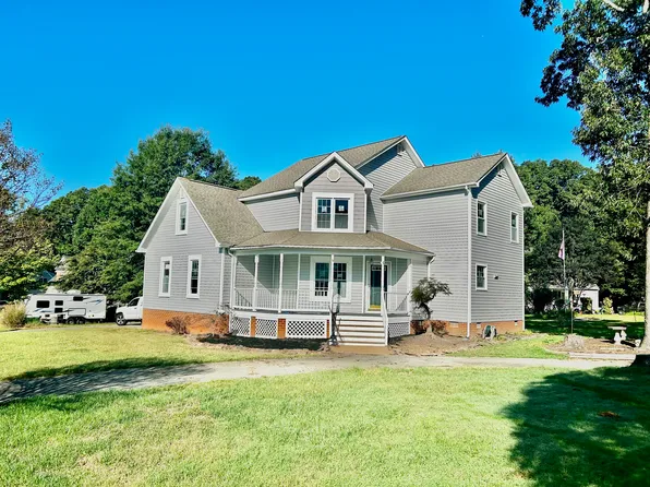 1806 Glenhurst Ave, North Chesterfield, VA 23236