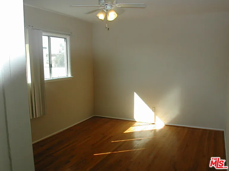 833 N Kingsley Dr #5 — Photo 10