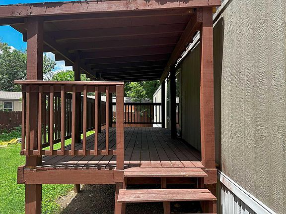 3rd image of 25231 Brewer Dr