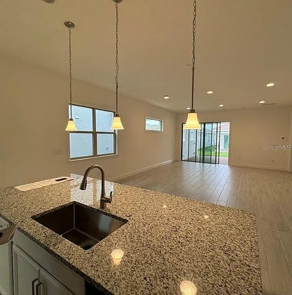 13244 Winterton Ln — Photo 5