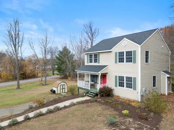 7 Hammond Road, Charlestown, NH 03603