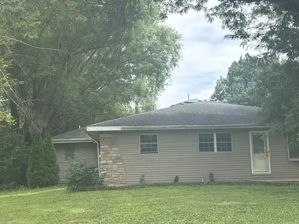 1961 Elizabeth Ln, Aurora, IL 60505