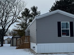 26 Hunters Rill, Lapeer, MI 48446