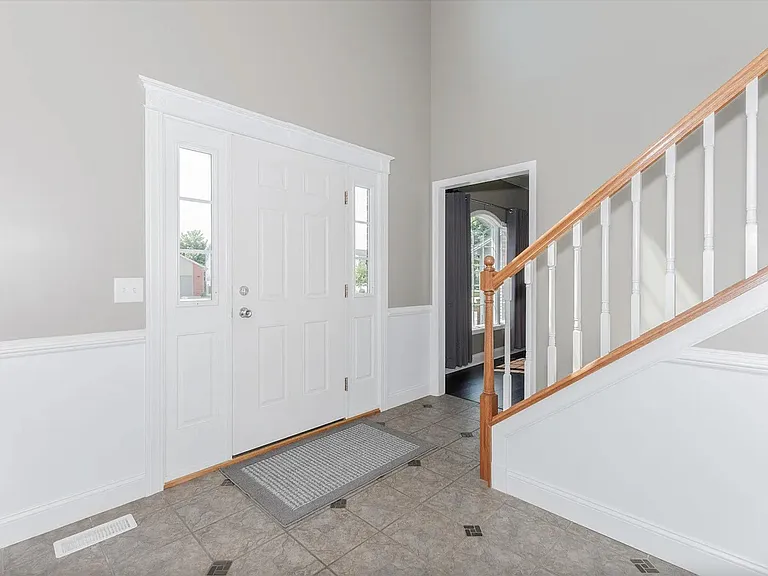 1608 Whitmer Ct — Photo 17