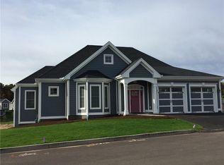 55 Mackenzie Ter #77, Cheshire, CT 06410