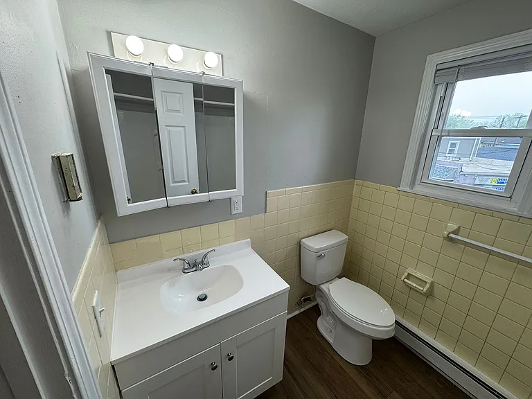 451 Main St #4A — Photo 5