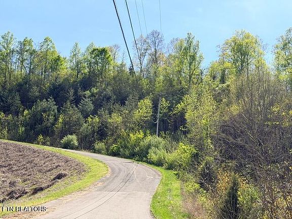 2nd image of LOT 74 Saddleridge Dr