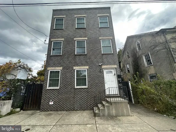 2040-2042 E Haines St, Philadelphia, PA