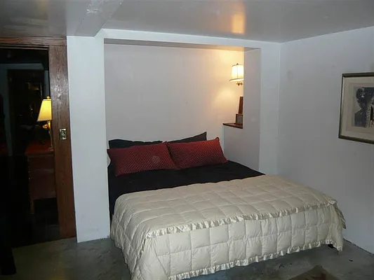 Rented by Sotheby's International Realty | media 40