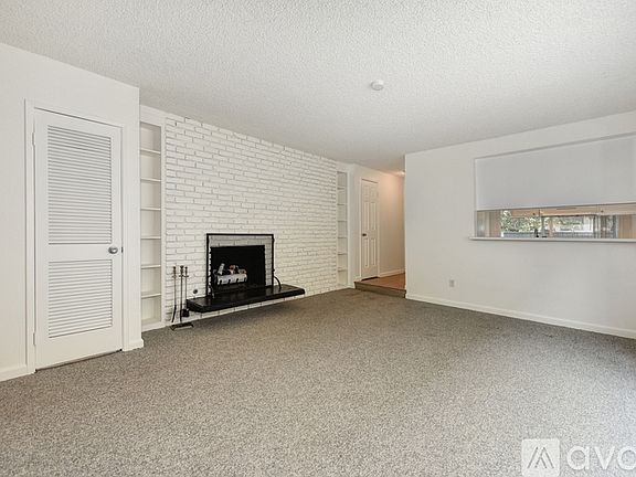 4th image of 2206 I St #3