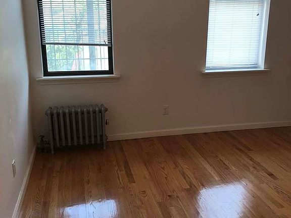 5th image of 30-69 32nd St #2