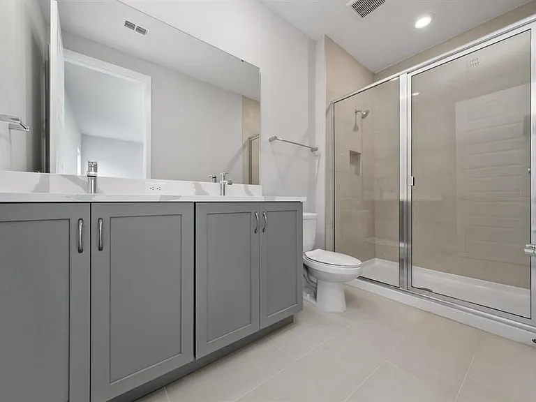 7845 Spectrum Dr — Photo 16