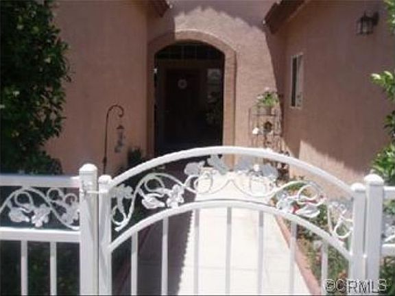 4th image of 39882 De Vendome Ct