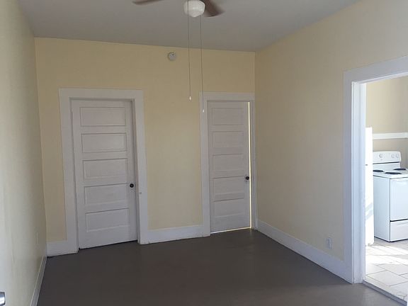 3rd image of 2512 39th St