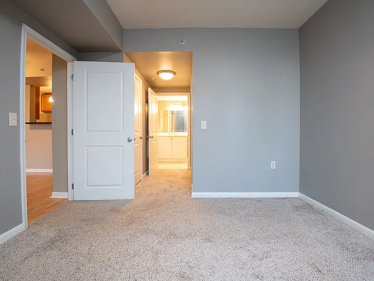 851 N Glebe Rd #203 — Photo 9