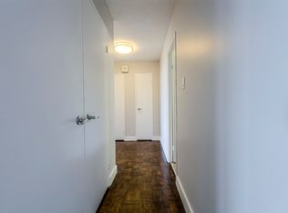 Bayview Village Place, Toronto, ON M2K 1B8