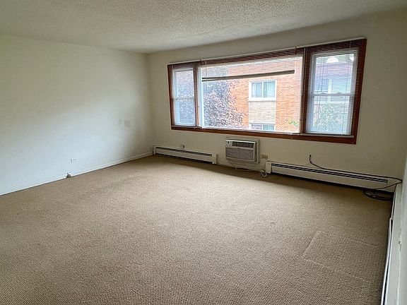 5th image of 8210 S Jeffery Blvd Unit 9