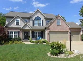 236 W Hillbrook Ct, Dunlap, IL 61525