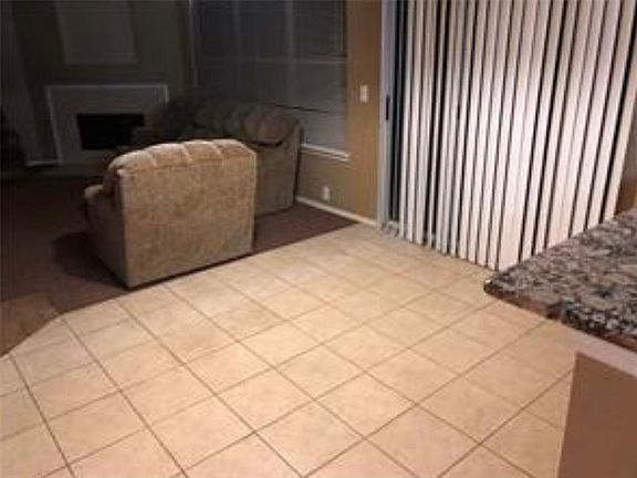 3rd image of 912 Beechwood Dr