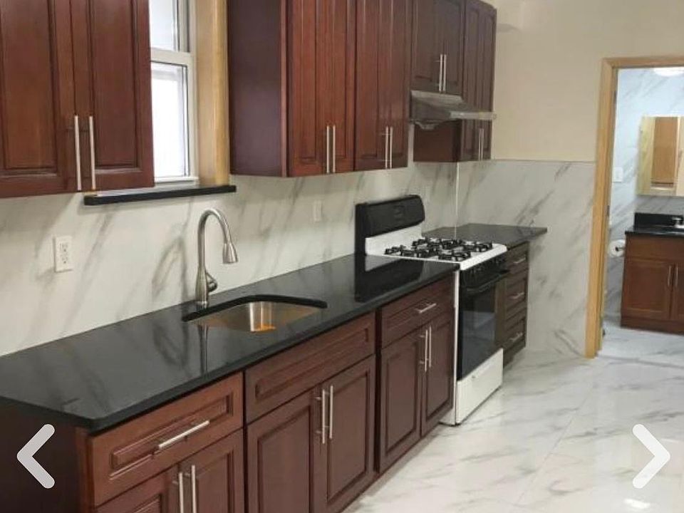 1st image of 155 Bay 10 St #1